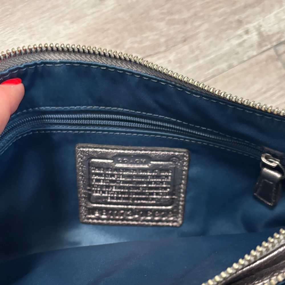 Coach Metallic Silver Side body Bag - Picture 9 of 9